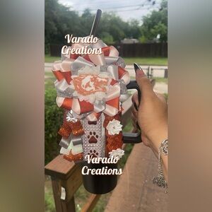 Custom homecoming mum for your cup